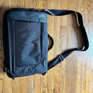 Briggs & Riley - Verb Dispatch Messenger Bag